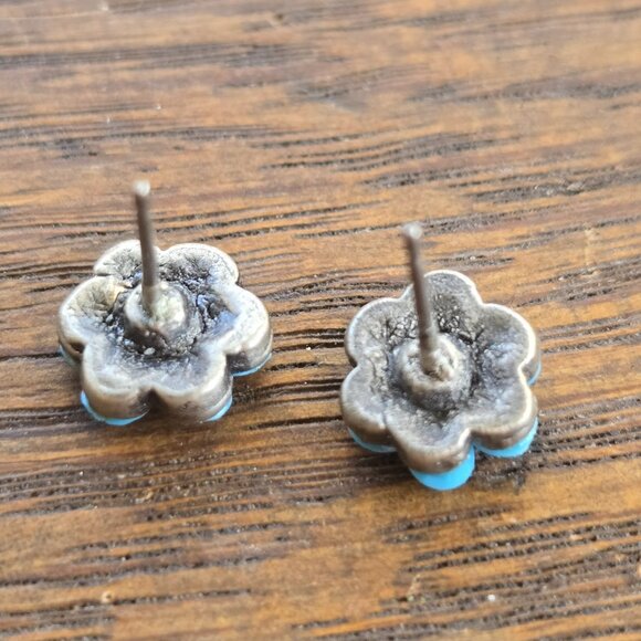 Blue flower stud earrings (turquoise?). Vintage. - Picture 4 of 8